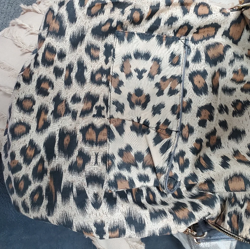 Call it Spring foldover tote/crossbody/shoulder - Picture 7 of 16